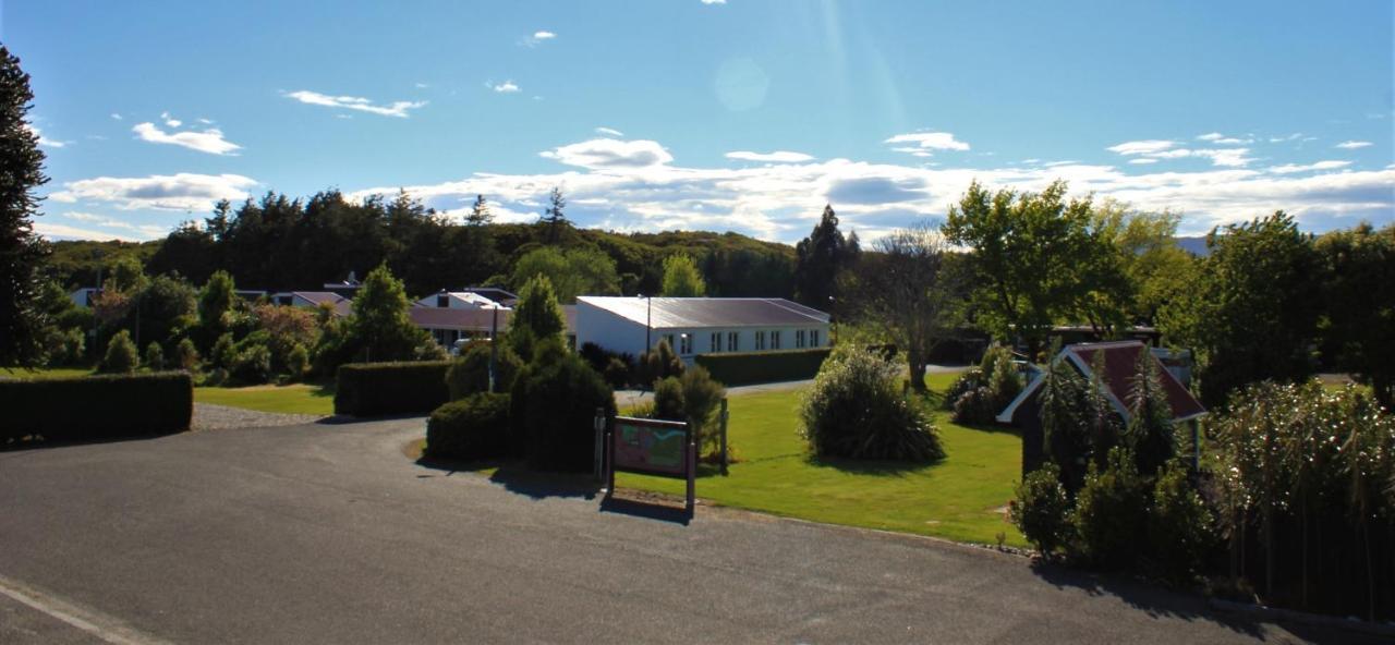 Last Light Lodge Tuatapere Екстериор снимка