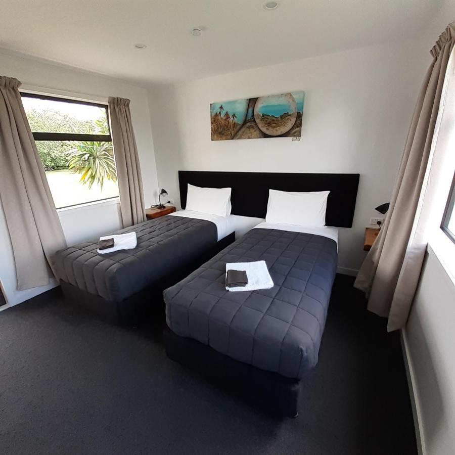 Last Light Lodge Tuatapere Екстериор снимка