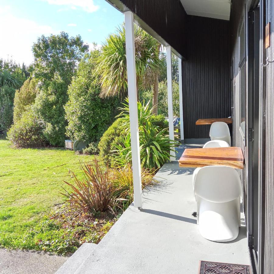 Last Light Lodge Tuatapere Екстериор снимка